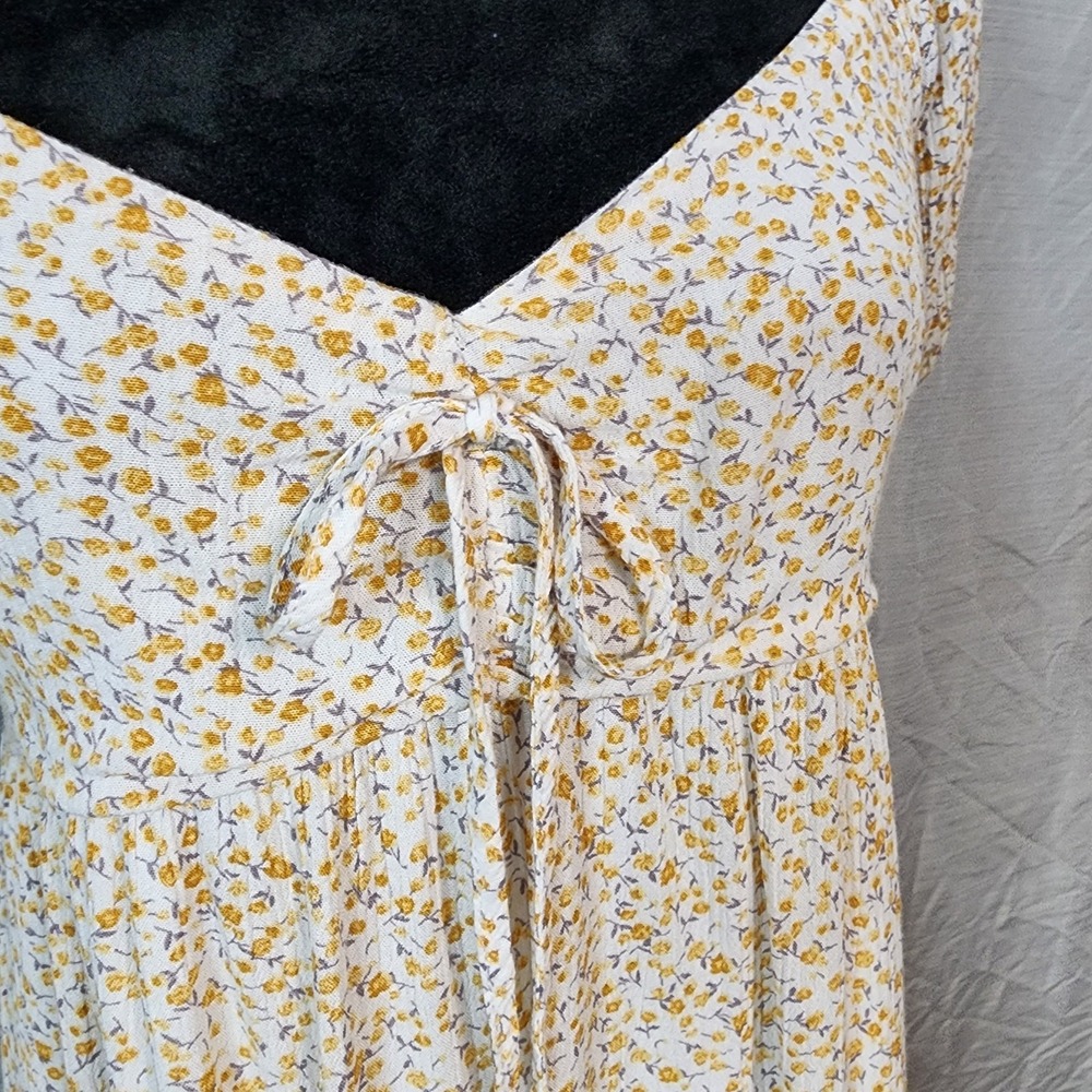 ALTAR'D STATE Size Small Yellow Ditsy Floral 100% Rayon Crinkle Babydoll Dress - Picture 3 of 13